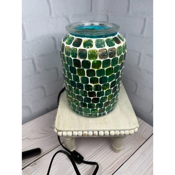 Scentsy On The Seashore Wax Warmer - Picture 6 of 8